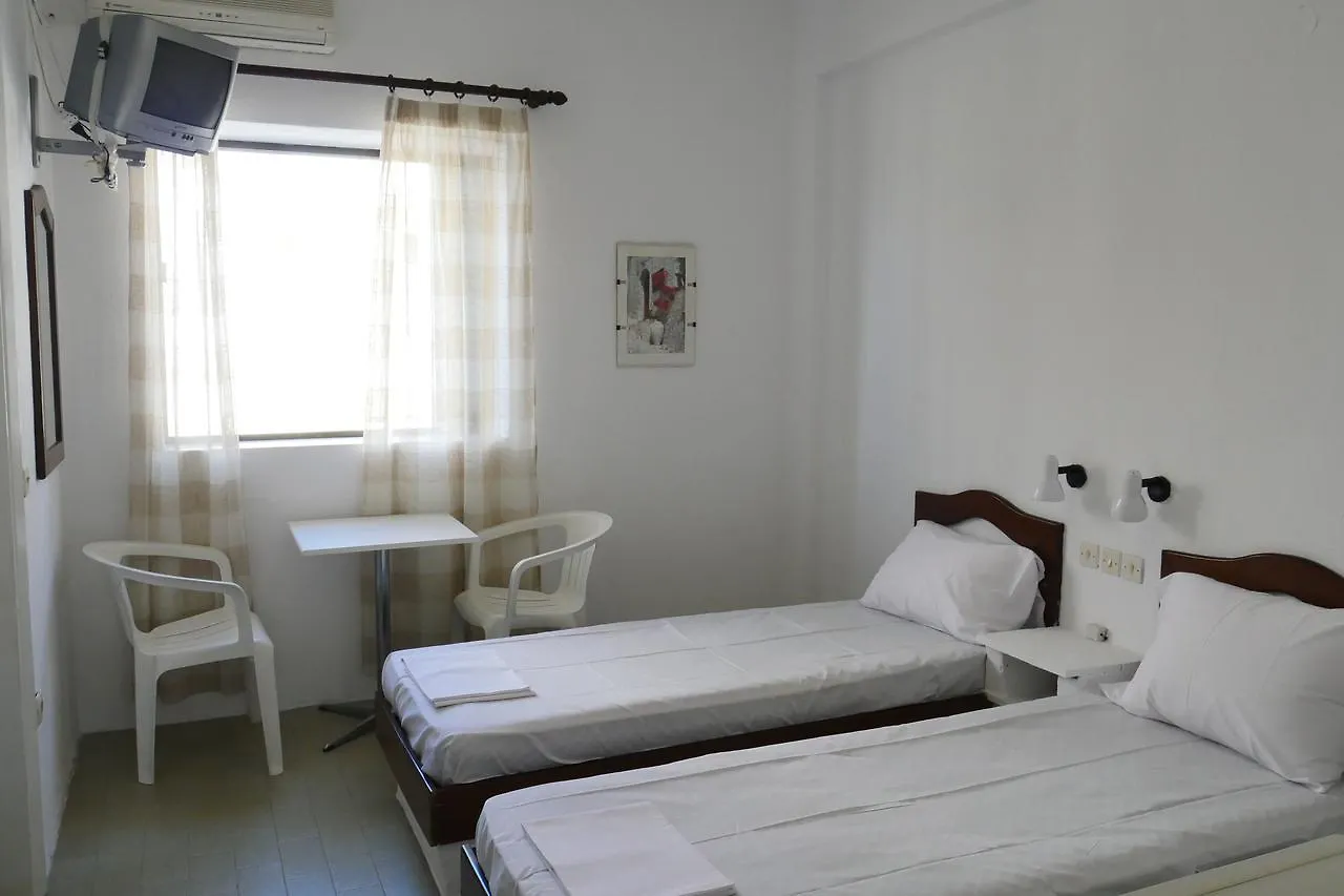** Hotel Skouna Neos Marmaras Greece